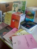 Campus Avançado do Bonfim recebe doação de livros 