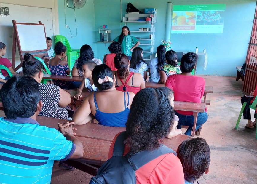 INCLUSÃO ECONÔMICA – Iniciativa do IFRR capacita mulheres venezuelanas para atuação na área de alimentos em Roraima
