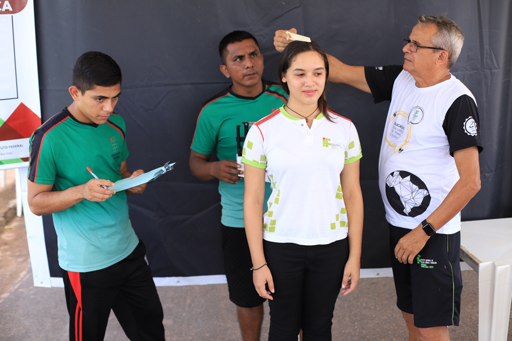 Estudantes de Educação Física do Campus Boa Vista participam de ação