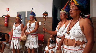 Costumes, cultura, arte e luta dos povos indígenas foram temas da programação